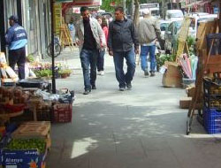 Kaldırımlara Bisiklet Yolu Yapılıyor