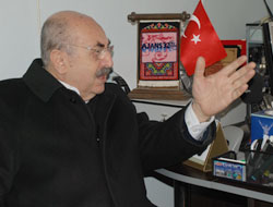 Bir Vekil Konuşuyor Bir Vekil Küfür Ediyor