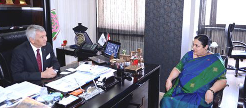 Hindistan Büyükelçisi Başkan Günaydın'ı Ziyaret Ettİ