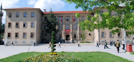 Isparta Gündeminde Eski - Yeni Vali Düellosu