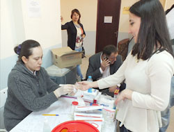 Üniversiteli Gençlerden Kızılay'a Kan Bağışı