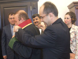 Hak Arayan Kutsal Bir Meslektir