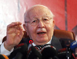 Erbakan Hoca Dualarla Anıldı