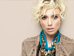 Gülşen Bu Akşam Konser Verecek