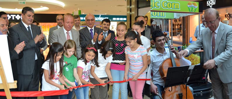 Bir Günde İki Sergi