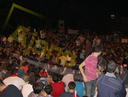 Isparta Protestoya Devam Ediyor