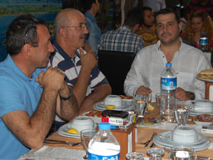 Gültekin Otopark Personeli İftarda Buluştu