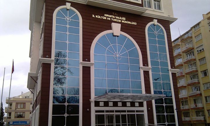 Isparta İl Halk Kütüphanesi Ülke Genlinde İlk 3’te