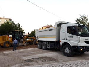 Ezbere Asfalt Dökmüyoruz