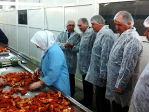 Vali Özkan’dan Yatırımcı Ziyareti