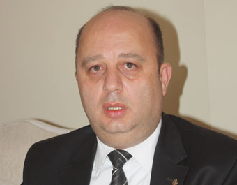 Kaygıyla İzliyoruz