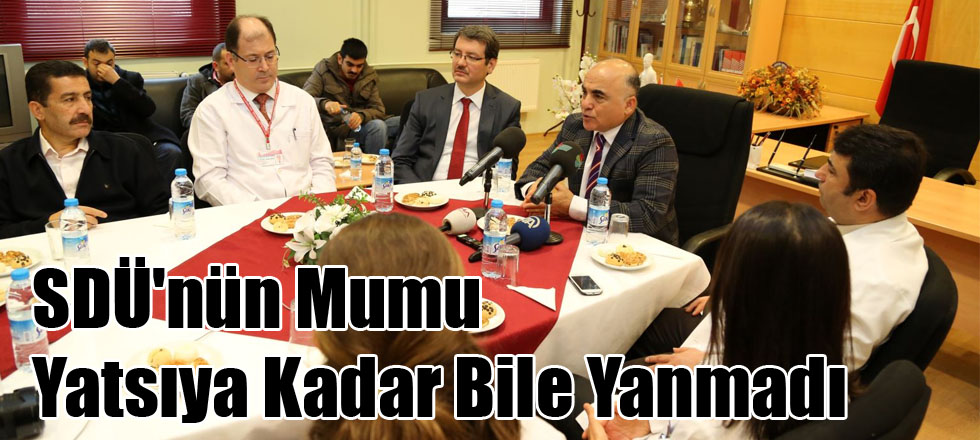 SDÜ'nün Mumu Yatsıya Kadar Bile Yanmadı