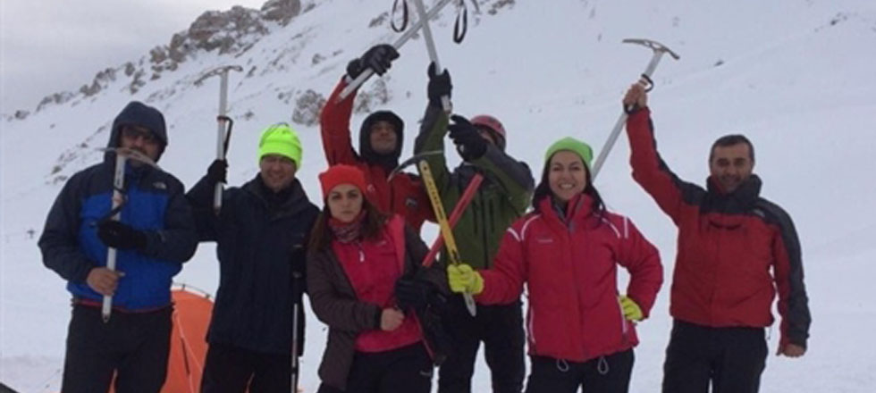 Ödemişli Dağcılar Davraz'da Kış Eğitimi Aldı