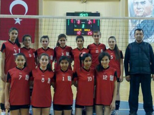 Voleybolcularımızın Başarısı