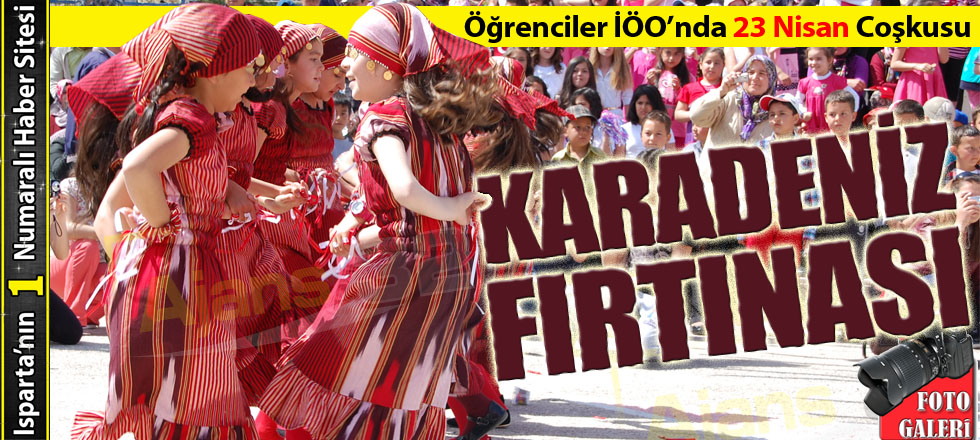 Öğrenciler İlköğretim Okulunda 23 Nisan Coşkusu