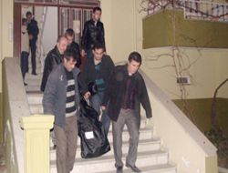 5. Kattan Düşerek Öldü