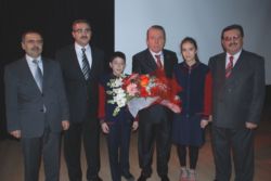Vali Oğuz Özel Okullar Eğitimin Kalitesini Arttırıyor