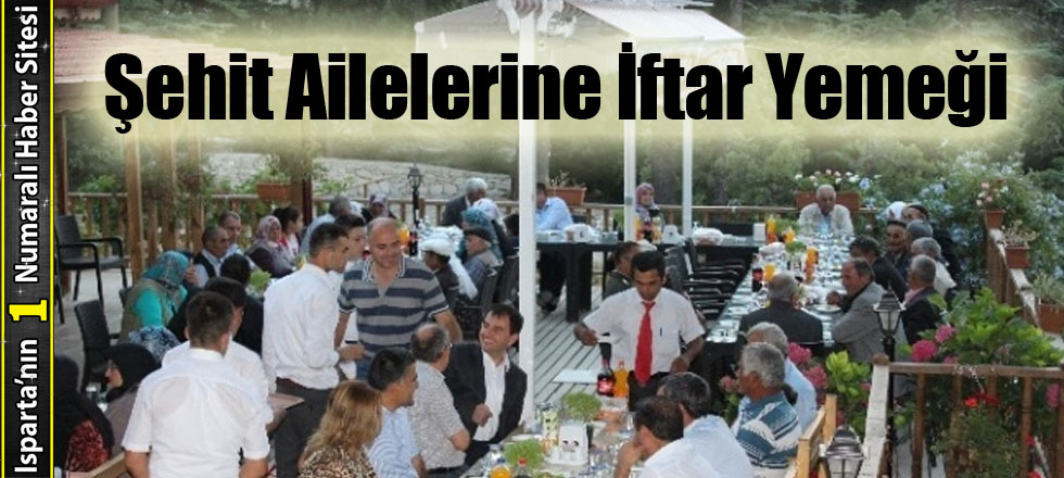 Şehit Ailelerine İftar Yemeği