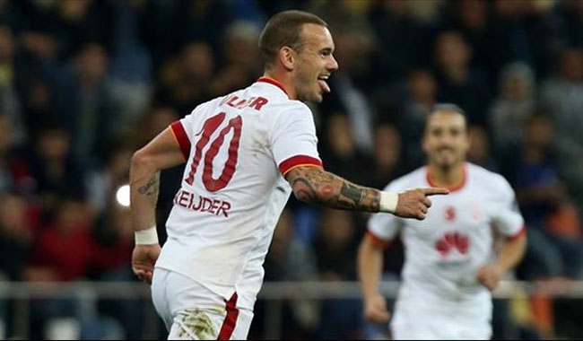 Sneijder'den Şoke Eden Talep!