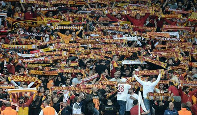 Galatasaray-Dortmund Biletleri El Yakıyor