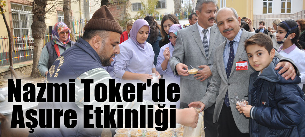 Nazmi Toker'de Aşure Etkinliği