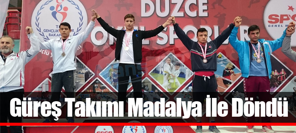 Güreş Takımı Madalya İle Döndü