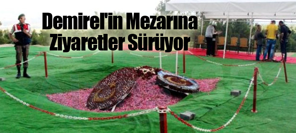 Demirel'in Anıt Mezarına Ziyaretler Sürüyor