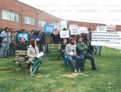 Sanat Öğrencilerinden Protesto