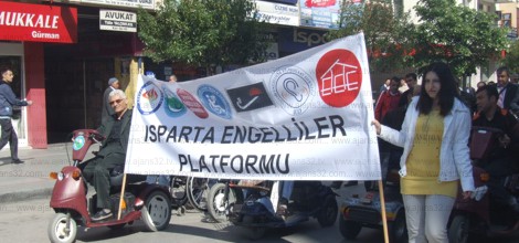 Isparta'da Engelliler Haftası Yürüyüşü Yapıldı
