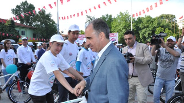 Pedallar Sağlık İçin Çevrilecek