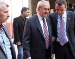 Hayvan Pazarı Barut Gibi