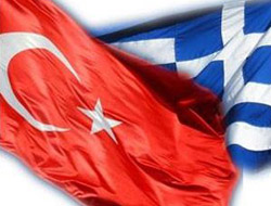 Türk Bayrağı Yunanistan'ı Çıldırttı