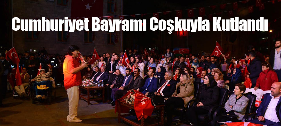 Cumhuriyet Bayramı Coşkuyla Kutlandı