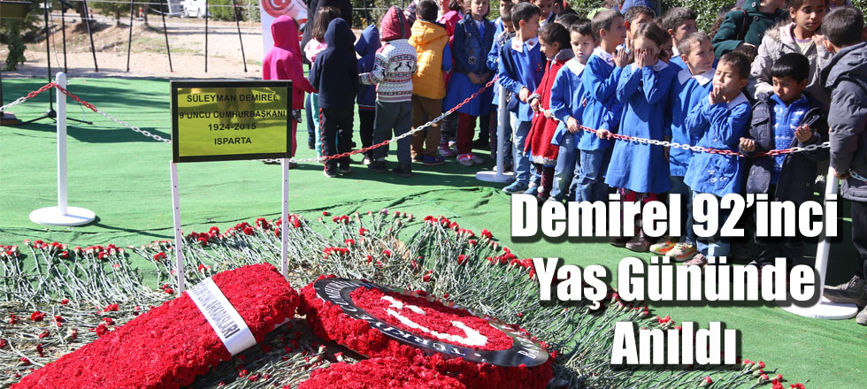 Demirel 92’inci Yaş Gününde Anıldı