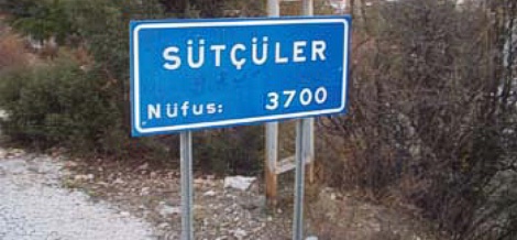 Sütçüler'de Sel Nedeniyle 2 Köprü Yıkıldı