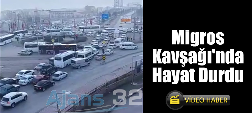 Migros Kavşağı'nda Hayat Durdu