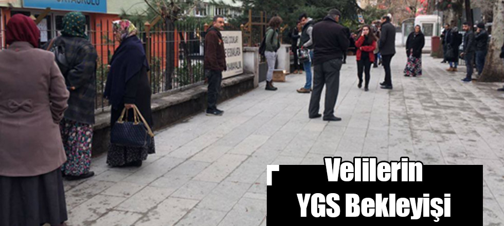 Velilerin YGS Bekleyişi