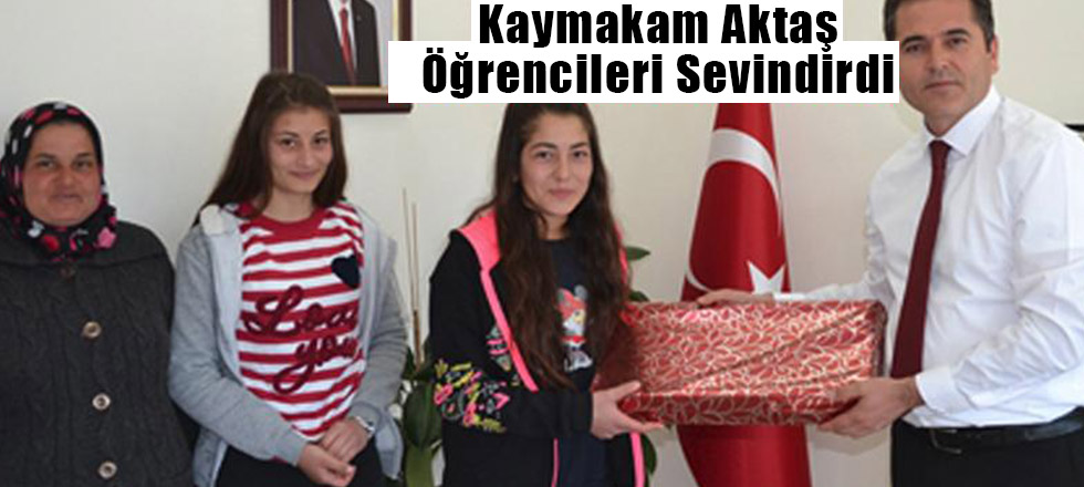 Kaymakam Abdullah Akdaş Öğrencileri Sevindirdi