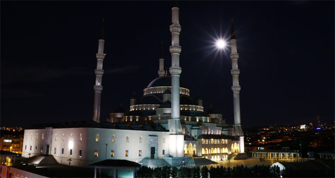 15 TEMMUZ ŞEHİTLERİ ANILIYOR