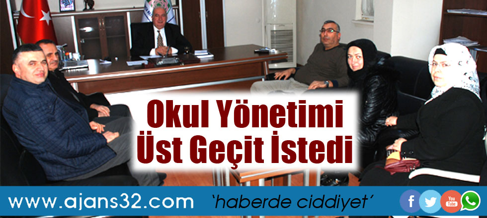 Okul Yönetimi Üst Geçit İstedi