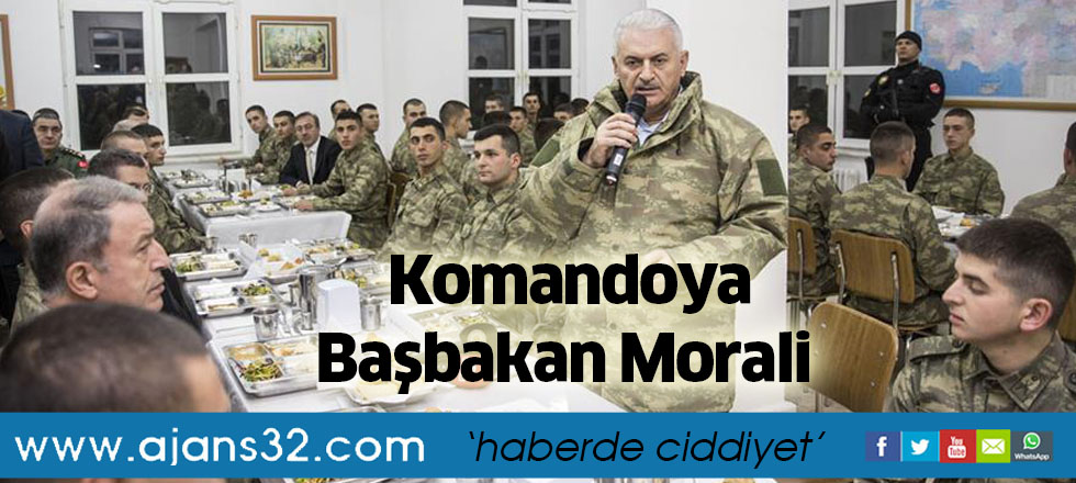 Komandoya Başbakan Morali