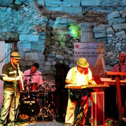 İmparatorların Şehri'nde Anadolu Ve Balkan Ezgileri