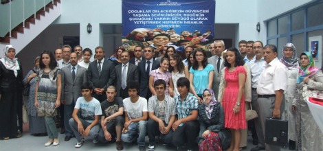 Isparta Emniyeti'nden Başarılı Öğrencilere Ödül