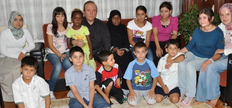 Vali Oğuz Orucunu Çocuk Evinde  Açtı