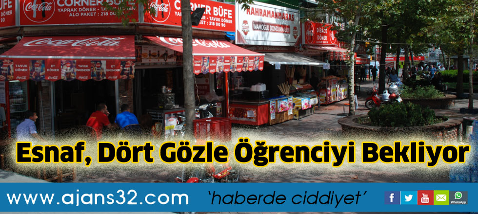 Esnaf, dört gözle   öğrenciyi bekliyor
