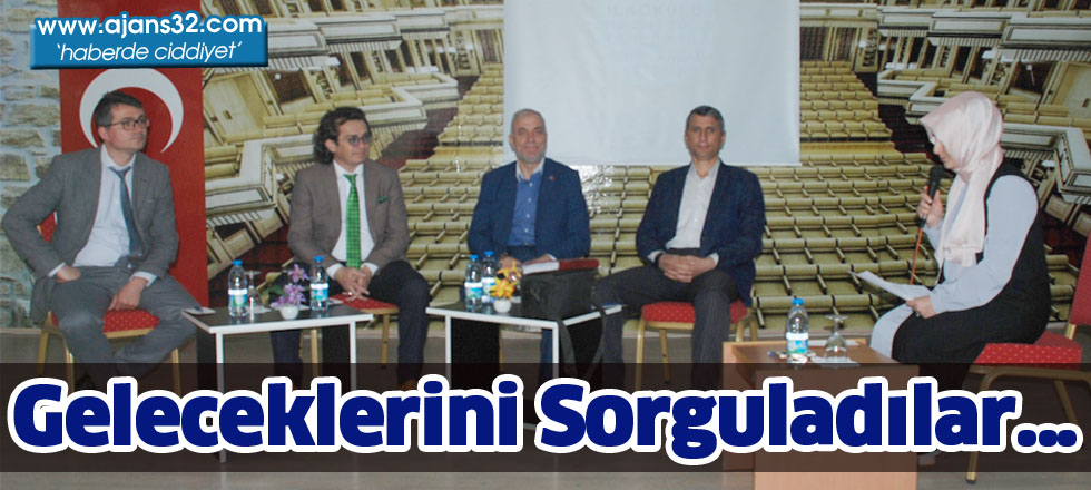 Geleceklerini sorguladılar…