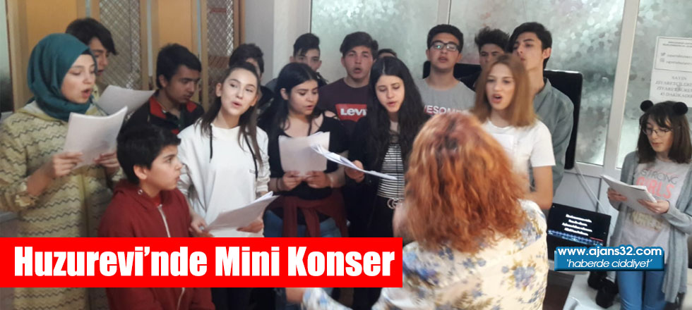 Huzurevi’nde Mini Konser