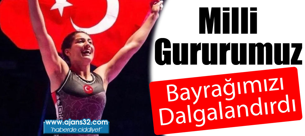 Milli Gururumuz Bayrağımızı Dalgalandırdı