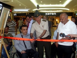 Özlemlerini Tuale Yansıttılar