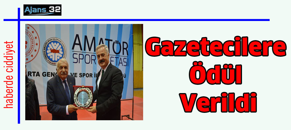 Gazetecilere ödül verildi